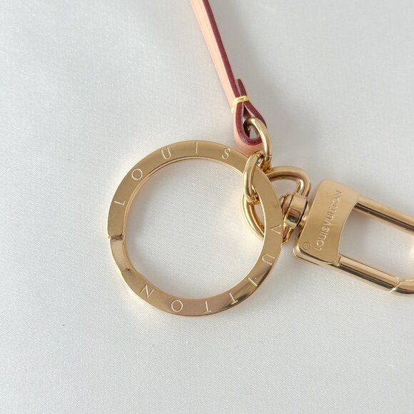 Louis Vuitton Artsy Keyring Holder - Picture 5 of 7